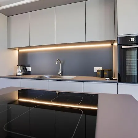 Apartmán Luxury Jacuzzi Atena *