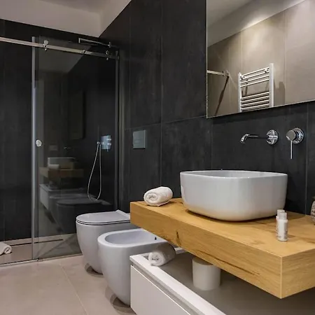 Luxury Jacuzzi Atena *