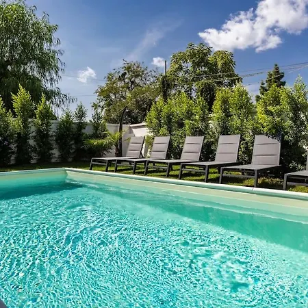 Luxury Jacuzzi Atena