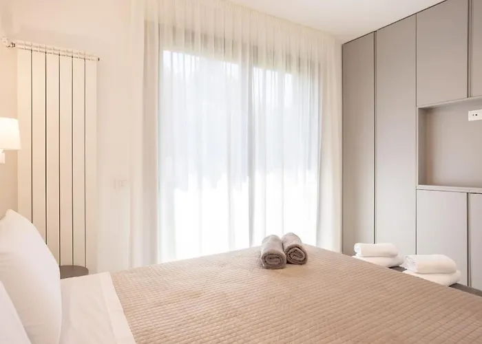 Lejlighed Luxury Jacuzzi Atena *